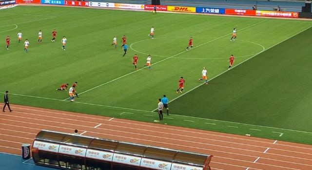  柏林联合主场憾平，VAR介入取消绝杀球  
